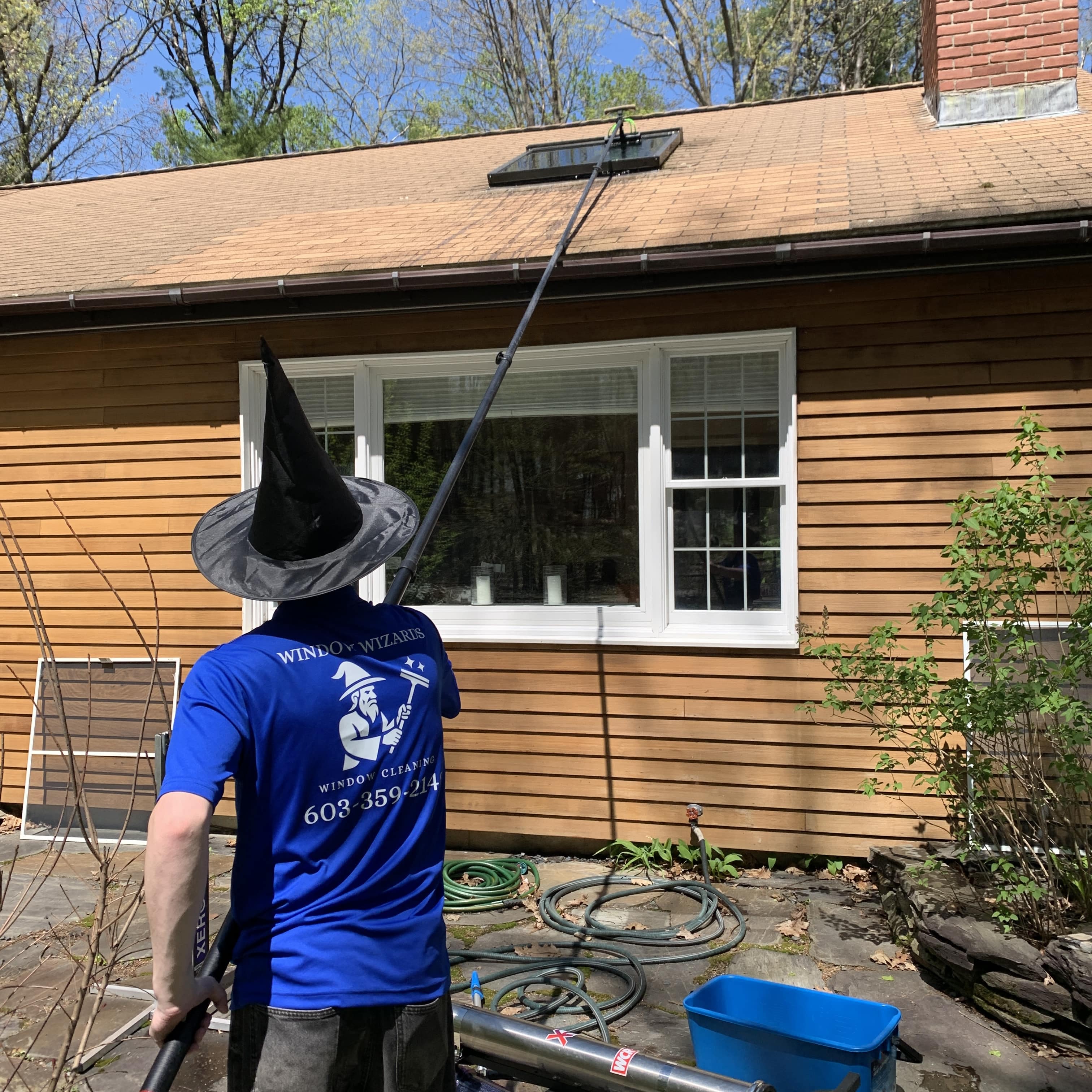 SKYLIGHTS window cleaning service